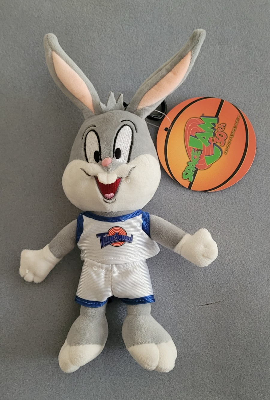 WB/SPACE JAM 30th Anniversary Bugs Bunny Plush Dangler/Hanger Clip--New w/Tags!